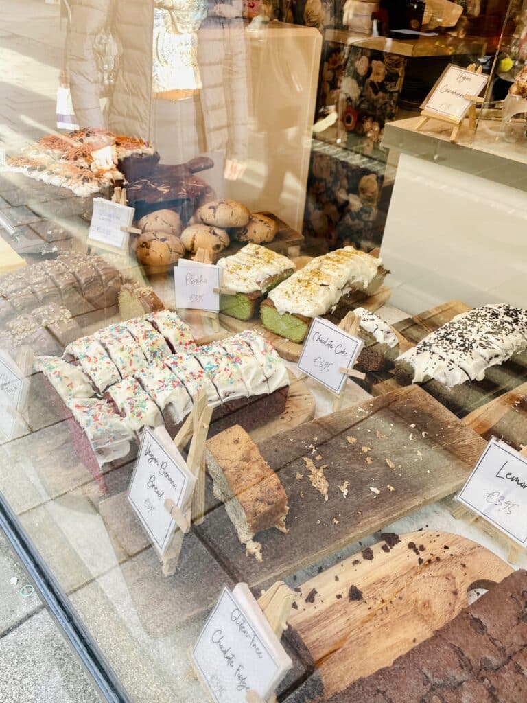 Deliciously displayed homemode cakes at MyMom's Café in Linzergasse, Salzburg